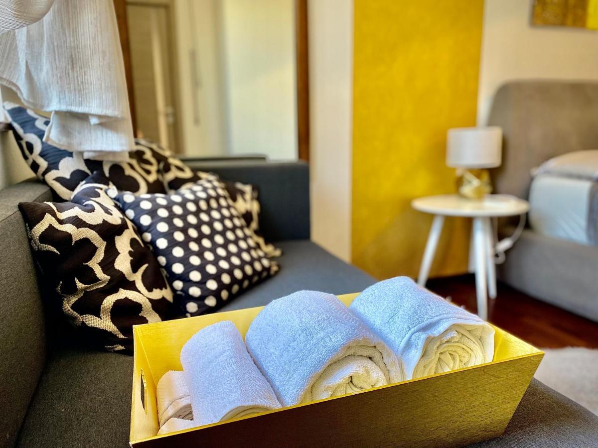 Golden Suite Marta Malpensa Milano-Laghi Бусто Арсицио Екстериор снимка
